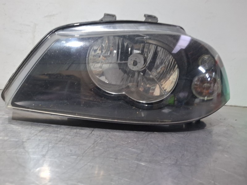 Recambio de faro delantero derecho para seat ibiza ii referencia OEM IAM 6L1941021A  