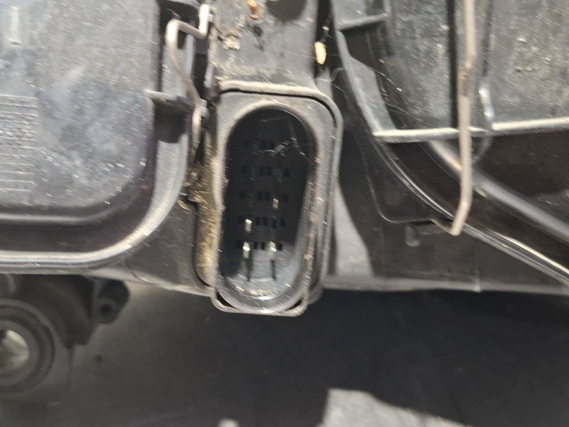 Recambio de faro delantero derecho para seat ibiza ii referencia OEM IAM 6L1941021A  