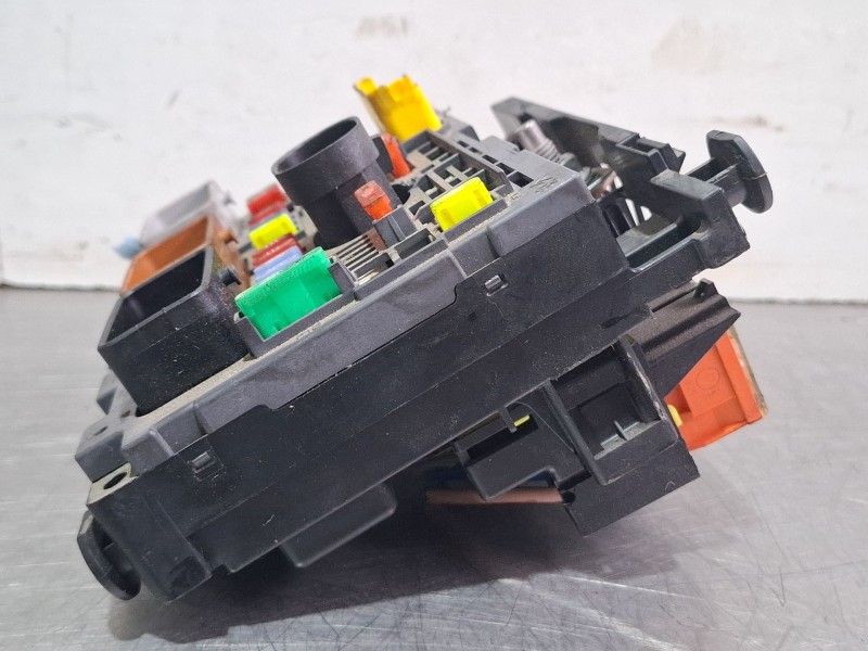 Recambio de centralita bsm para peugeot part tep act bhdi100 referencia OEM IAM 9807028780 / R04-01  