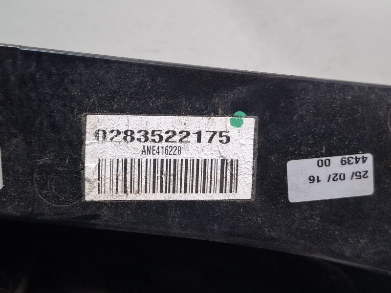Recambio de piloto trasero izquierdo para peugeot part tep act bhdi100 referencia OEM IAM 0283522175  