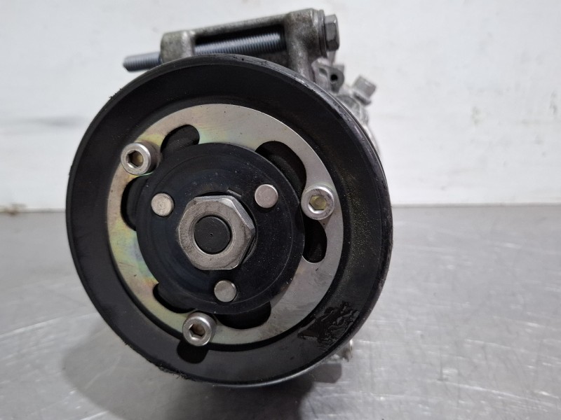 Recambio de compresor aire acondicionado para seat ibiza referencia OEM IAM 5Q0816803D / 4472502801  