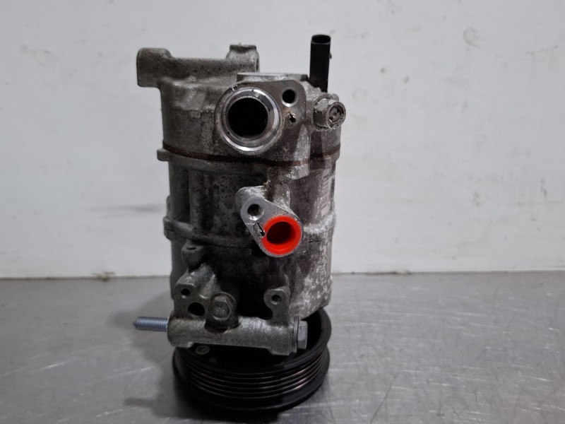 Recambio de compresor aire acondicionado para seat ibiza referencia OEM IAM 5Q0816803D / 4472502801  