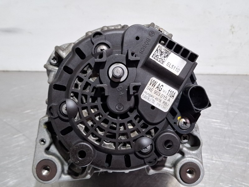 Recambio de alternador para seat ibiza referencia OEM IAM 04E903015A  