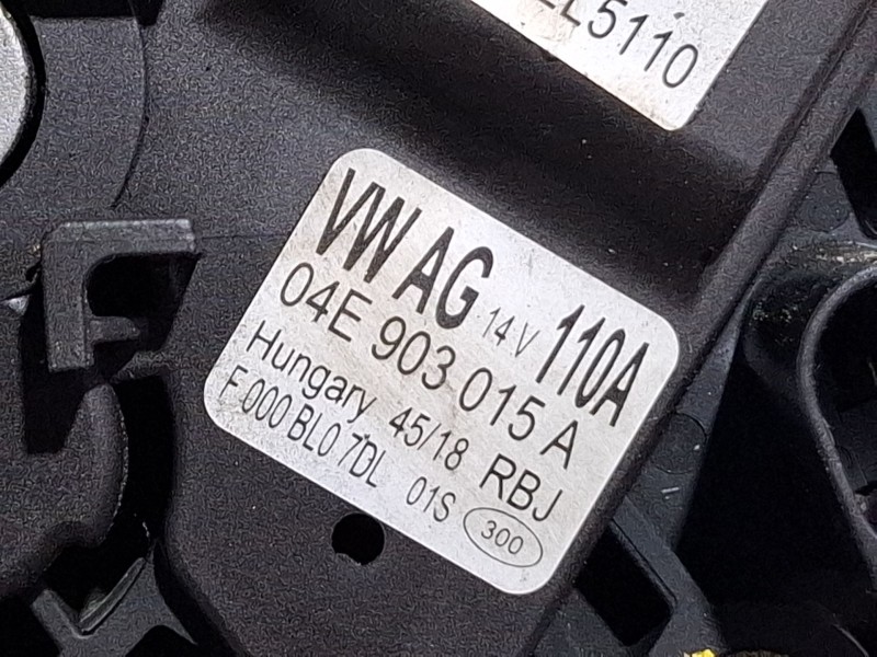 Recambio de alternador para seat ibiza referencia OEM IAM 04E903015A  