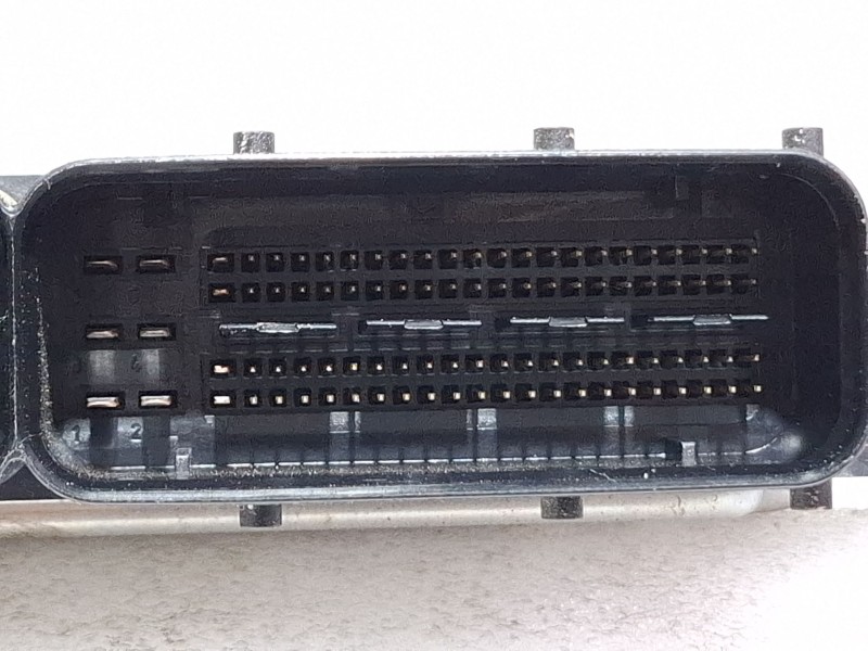 Recambio de centralita motor para seat ibiza referencia OEM IAM 04C907309BB / 0261S17849  