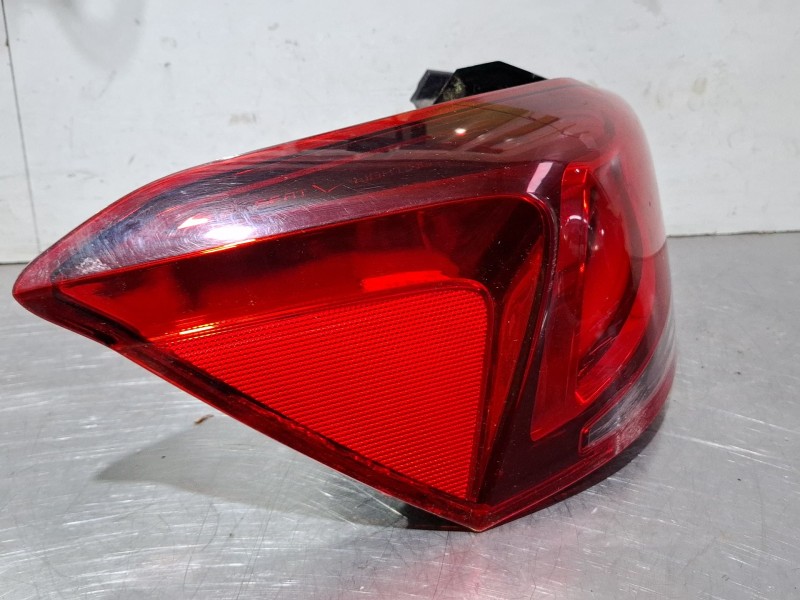 Recambio de piloto trasero izquierdo para seat ibiza referencia OEM IAM 6F0945207H  