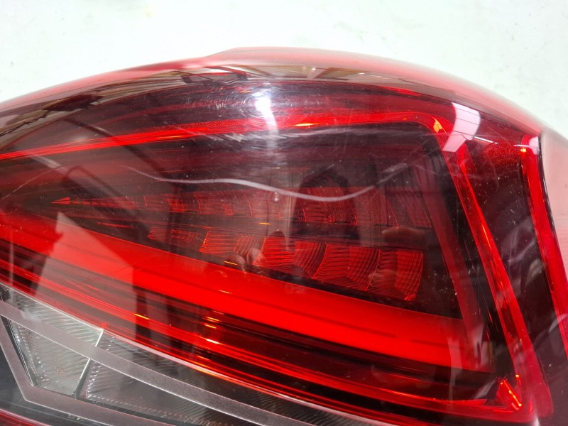 Recambio de piloto trasero derecho para seat ibiza referencia OEM IAM 6F0945208H  