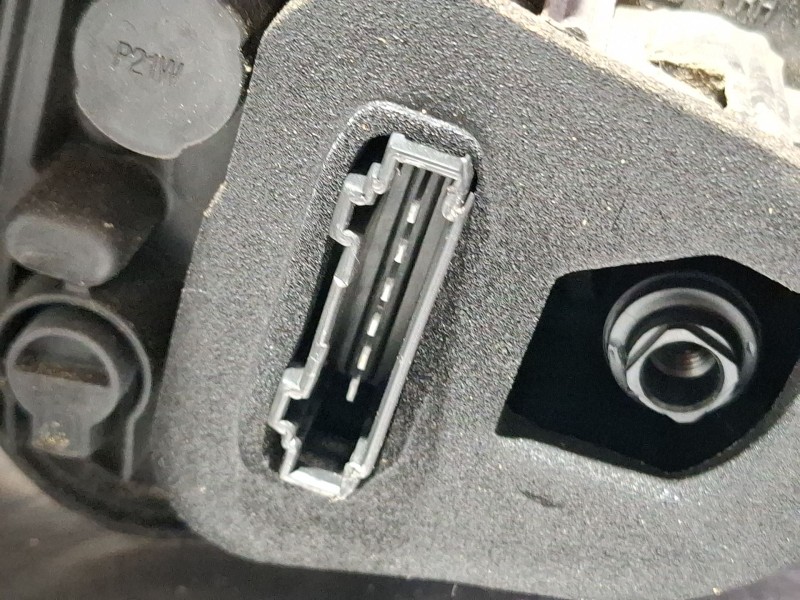 Recambio de piloto trasero derecho para seat ibiza referencia OEM IAM 6F0945208H  