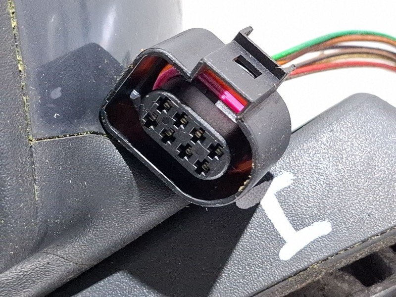 Recambio de espejo retrovisor izquierdo electrico para seat ibiza referencia OEM IAM E9026684  