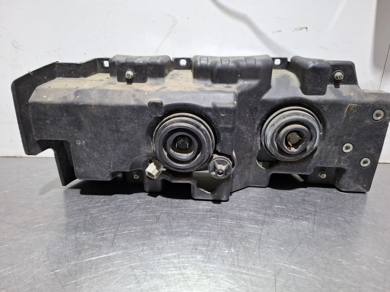 Recambio de faro delantero izquierdo para nissan atleon 120 referencia OEM IAM   