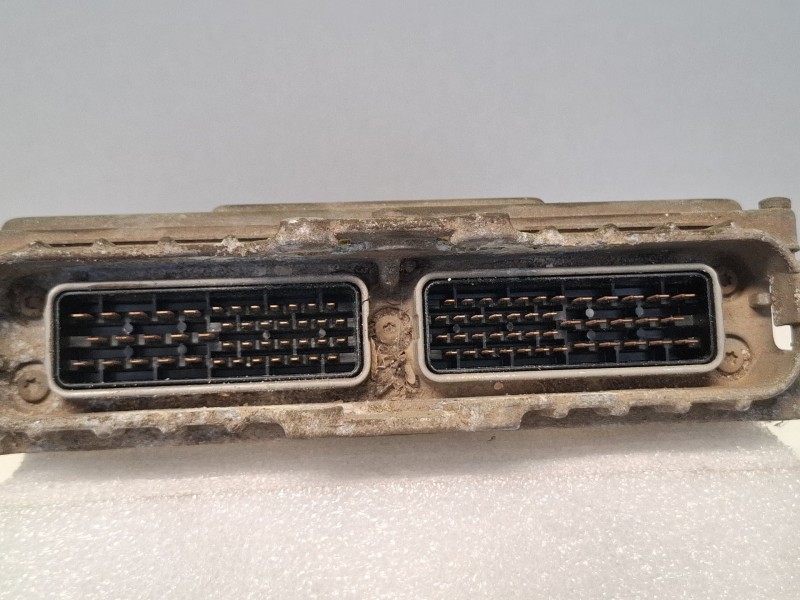 Recambio de centralita motor para iveco 35c12 2.3d 115cv referencia OEM IAM 0281001537  