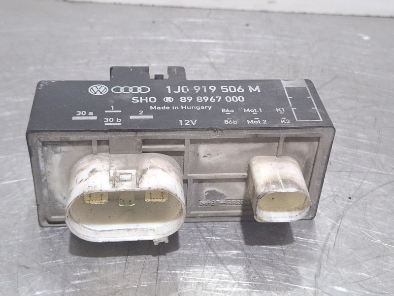 Recambio de rele precalentamiento para seat ibiza 6j referencia OEM IAM 1J0919506M  