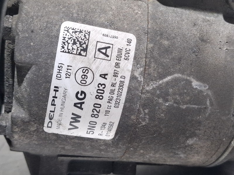 Recambio de compresor aire acondicionado para seat ibiza 6j referencia OEM IAM 5N0820803A  