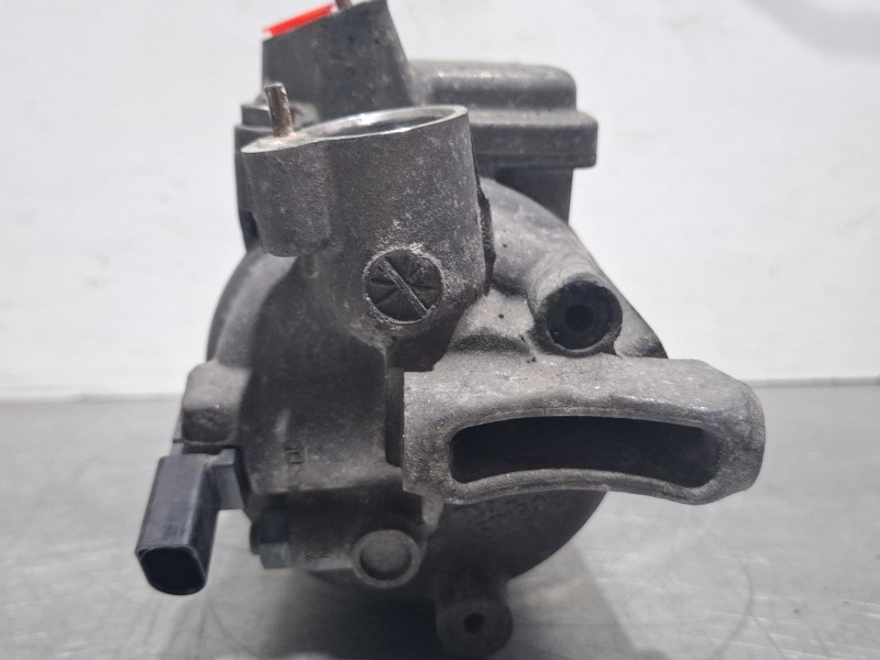 Recambio de compresor aire acondicionado para seat ibiza 6j referencia OEM IAM 5N0820803A  