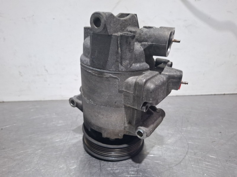 Recambio de compresor aire acondicionado para seat ibiza 6j referencia OEM IAM 5N0820803A  