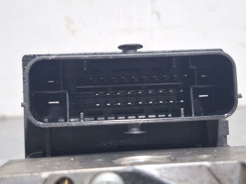 Recambio de modulo abs para seat ibiza 6j referencia OEM IAM 6R0614117T / 0265237040  