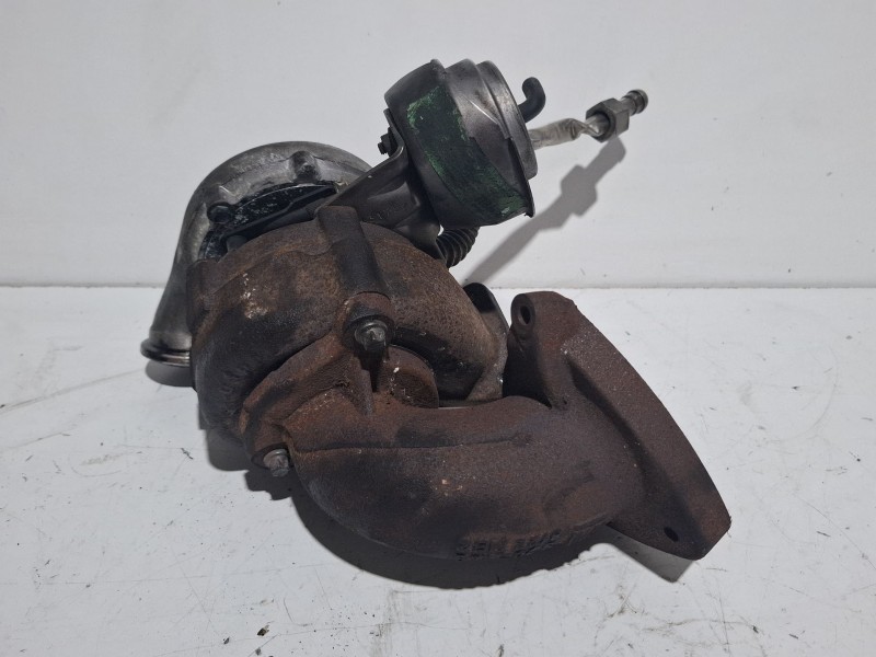 Recambio de turbocompresor para opel zafira referencia OEM IAM 717625-1 / 24445061  