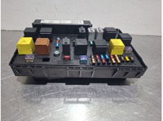 Recambio de caja reles / fusibles para opel astra gls referencia OEM IAM 5DK008668-48  