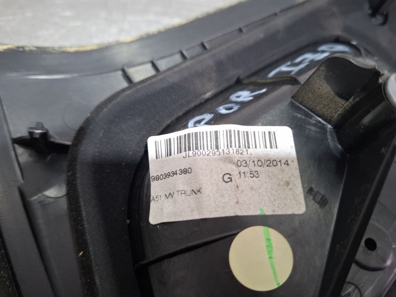 Recambio de piloto porton trasero izquierdo para citroën c3 referencia OEM IAM 9803934380  