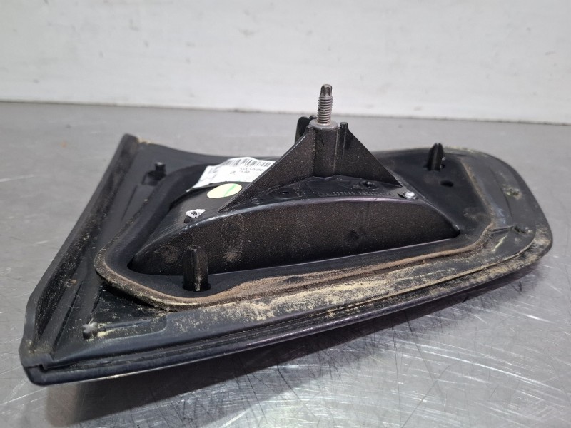 Recambio de piloto porton trasero izquierdo para citroën c3 referencia OEM IAM 9803934380  