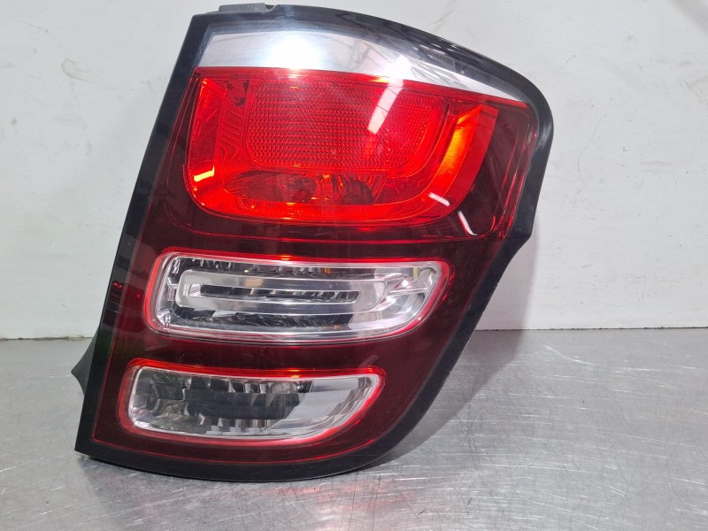 Recambio de piloto carrocería trasero izquierdo para citroën c3 referencia OEM IAM   