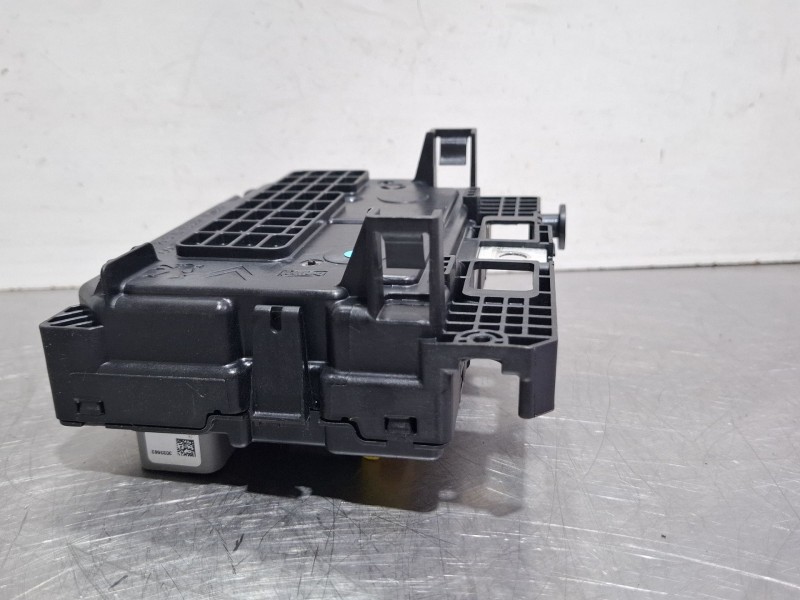 Recambio de centralita bsm para citroën c3 referencia OEM IAM 9667199780 / R09  