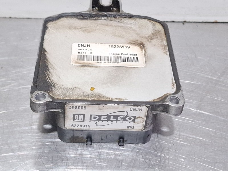 Recambio de centralita motor para opel astra referencia OEM IAM 16228919  
