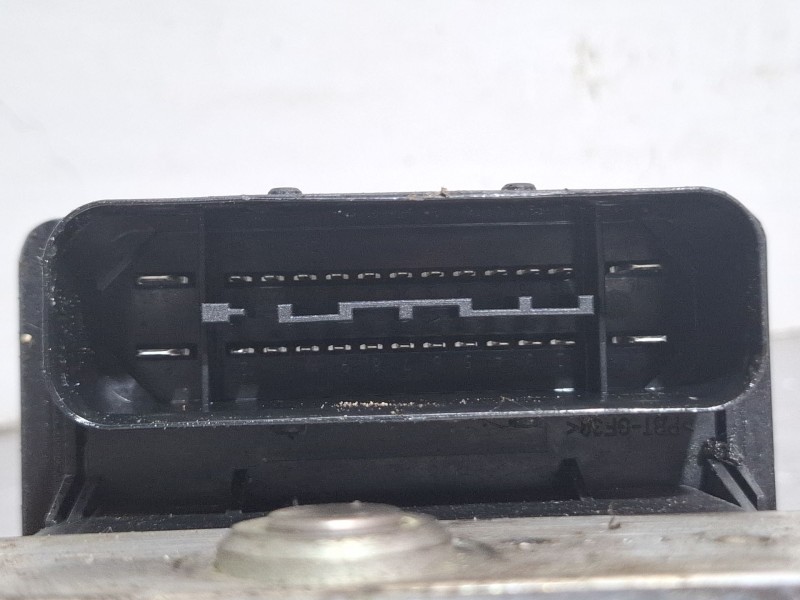 Recambio de modulo abs para renault laguna referencia OEM IAM 8200808145  