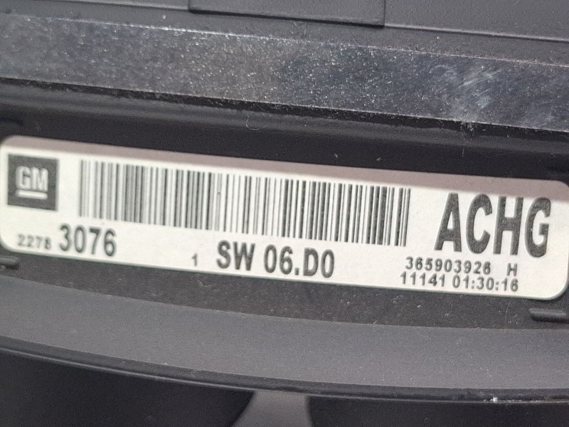 Recambio de cuenta kilometros para opel insignia limousine hb referencia OEM IAM 365903926H / 22783076  