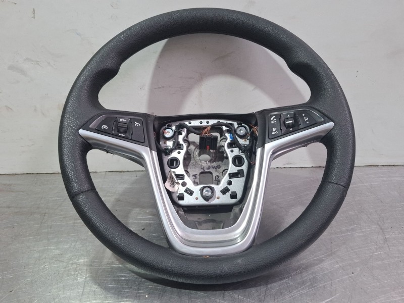 Recambio de volante (sin airbag) para opel insignia limousine hb referencia OEM IAM 13316547  