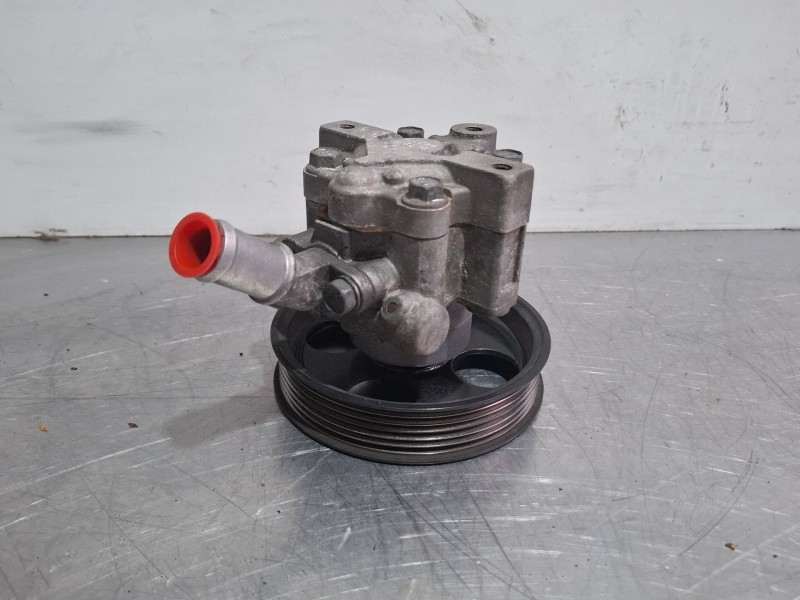 Recambio de bomba direccion asistida para opel insignia limousine hb referencia OEM IAM 55563329  