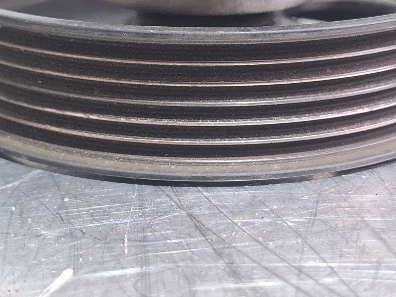 Recambio de bomba direccion asistida para opel insignia limousine hb referencia OEM IAM 55563329  