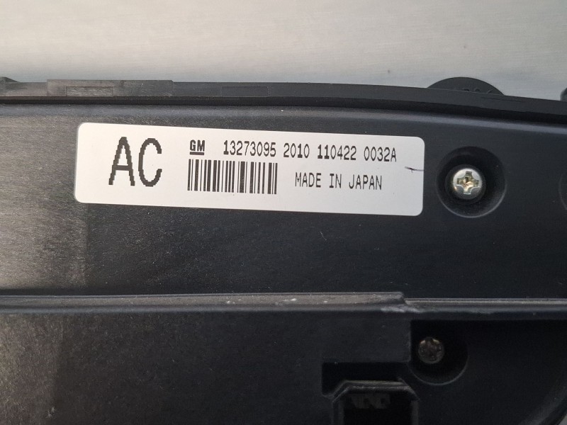 Recambio de mando climatizador para opel insignia limousine hb referencia OEM IAM 13273095  