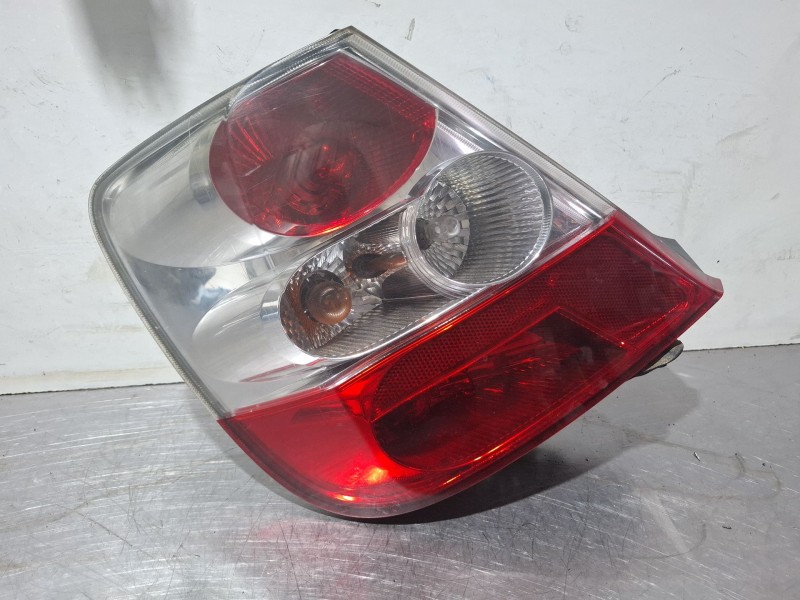 Recambio de piloto trasero izquierdo para honda civic referencia OEM IAM   
