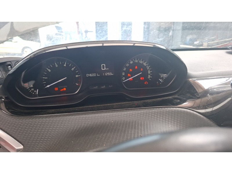 peugeot 208 del año 2019
