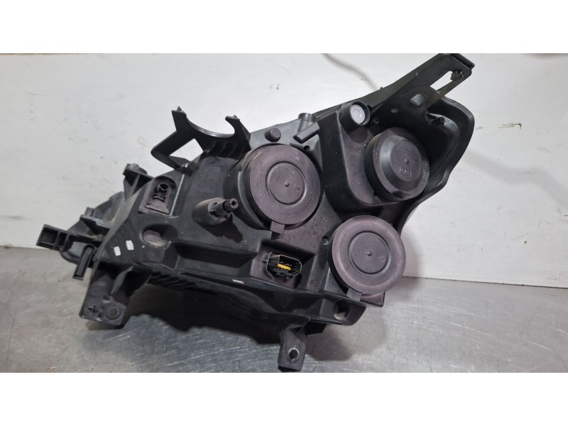 Recambio de faro delantero derecho para citroën berlingo referencia OEM IAM 98200124XT  