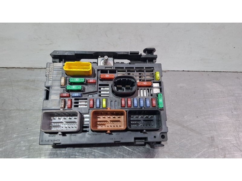 Recambio de centralita bsm para citroën berlingo referencia OEM IAM 9807028780 / R04-01  
