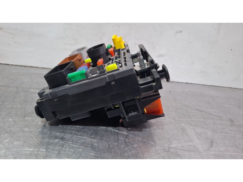 Recambio de centralita bsm para citroën berlingo referencia OEM IAM 9807028780 / R04-01  