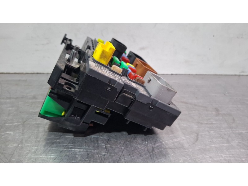 Recambio de centralita bsm para citroën berlingo referencia OEM IAM 9807028780 / R04-01  