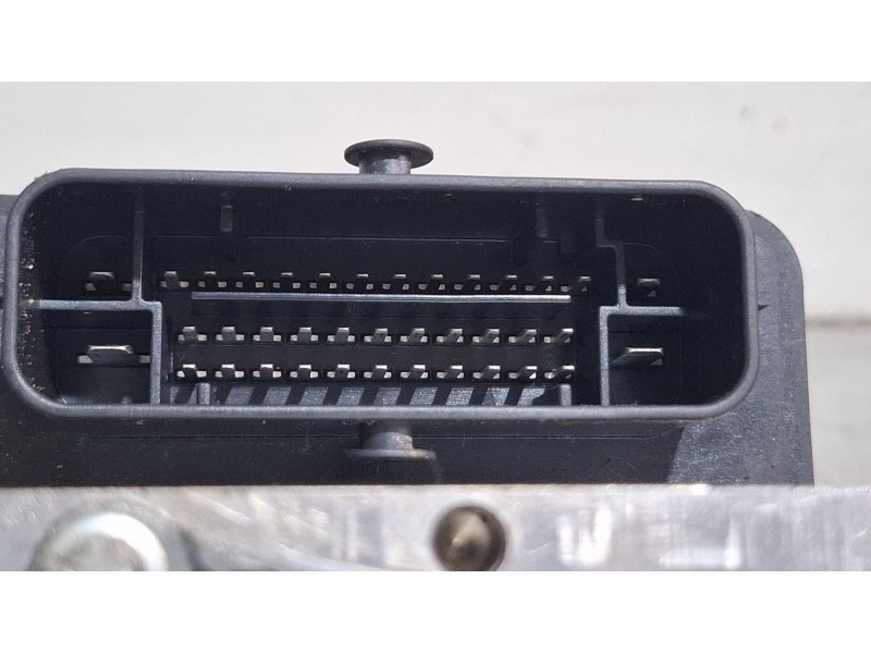 Recambio de modulo abs para citroën berlingo referencia OEM IAM 9811148380  