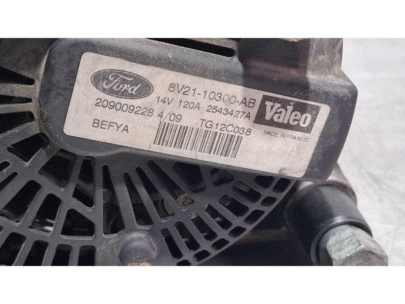 Recambio de alternador para ford fiesta referencia OEM IAM 8v2110300ab  