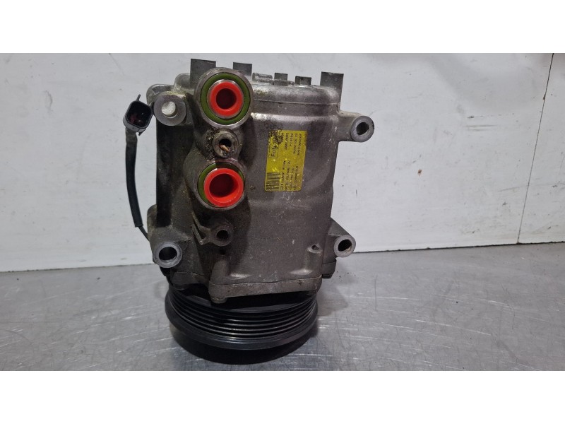 Recambio de compresor aire acondicionado para ford fiesta referencia OEM IAM 8V5119D629DF  