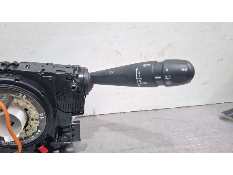 Recambio de mando multifuncion para peugeot 208 referencia OEM IAM 98237120ZD00  