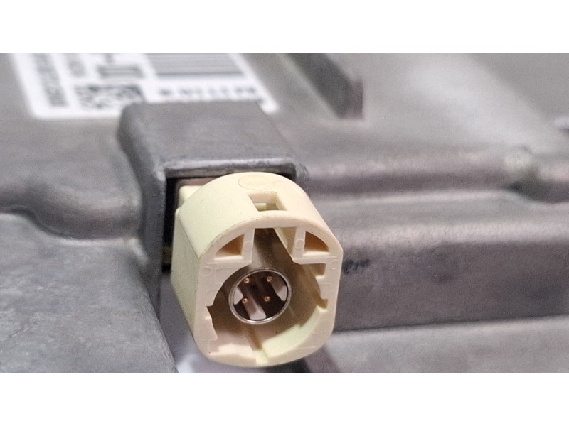 Recambio de pantalla multifuncion para peugeot 208 referencia OEM IAM 983164248000  
