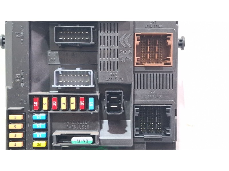 Recambio de centralita bsi para peugeot 208 referencia OEM IAM 9819850080 / BSI N03  