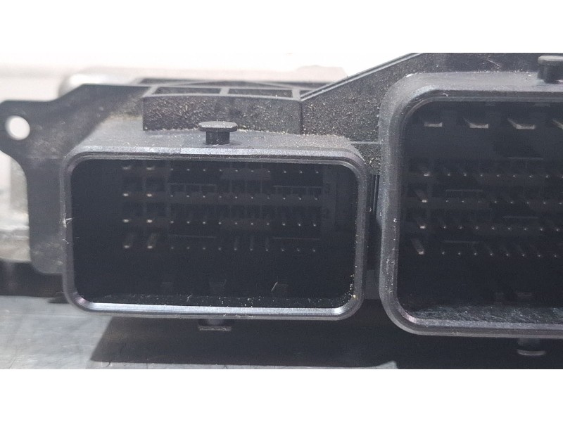 Recambio de centralita motor para citroën c4 referencia OEM IAM 9677031180  