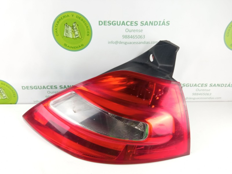 Recambio de piloto trasero derecho para renault megane referencia OEM IAM   