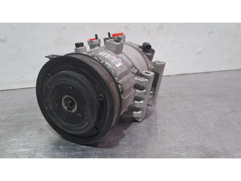 Recambio de compresor aire acondicionado para kia ceed referencia OEM IAM F500-JDCCF03  