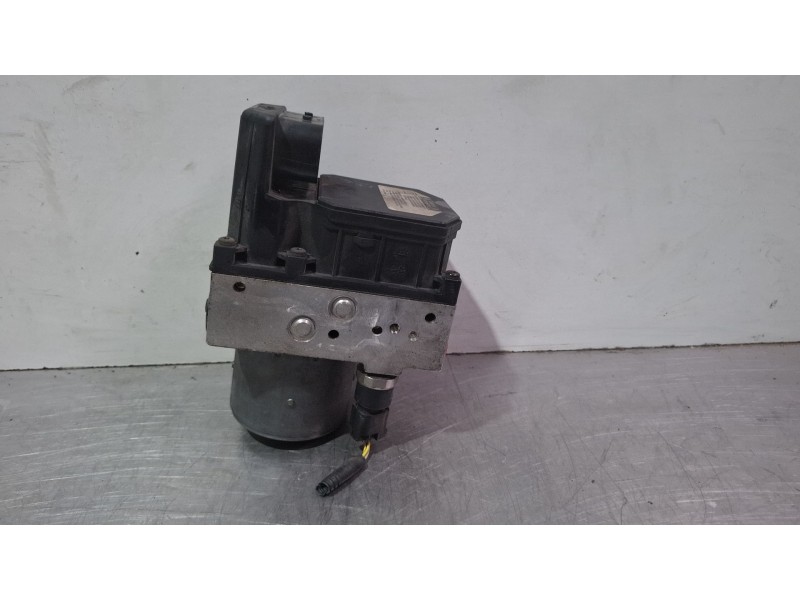 Recambio de modulo abs para toyota avensis referencia OEM IAM 0265225387 / 44540-05050  