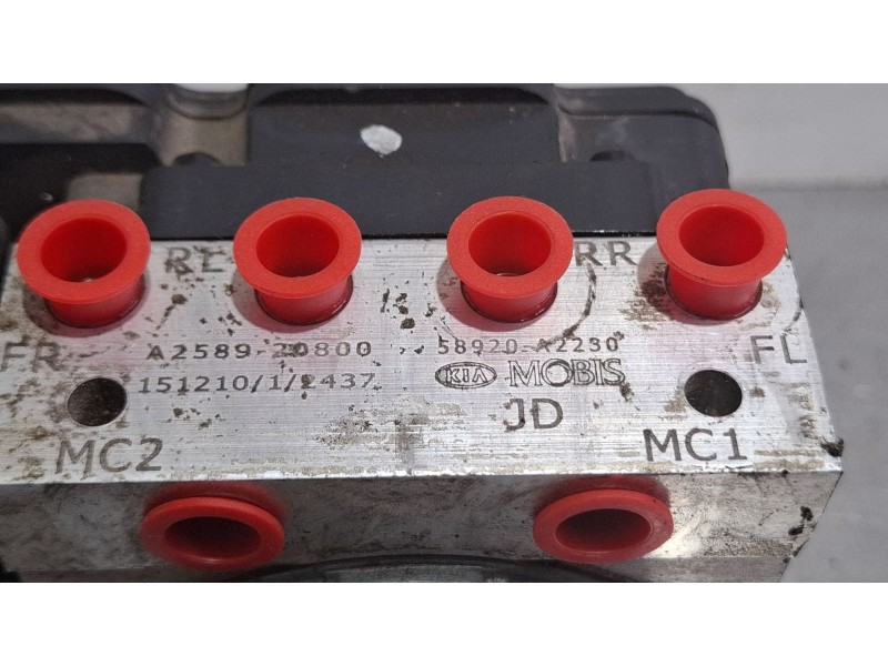 Recambio de modulo abs para kia ceed referencia OEM IAM 58920-A2230 / A258920800  
